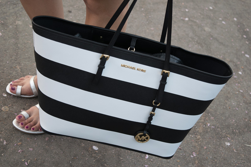 Mikhael kors tote bag