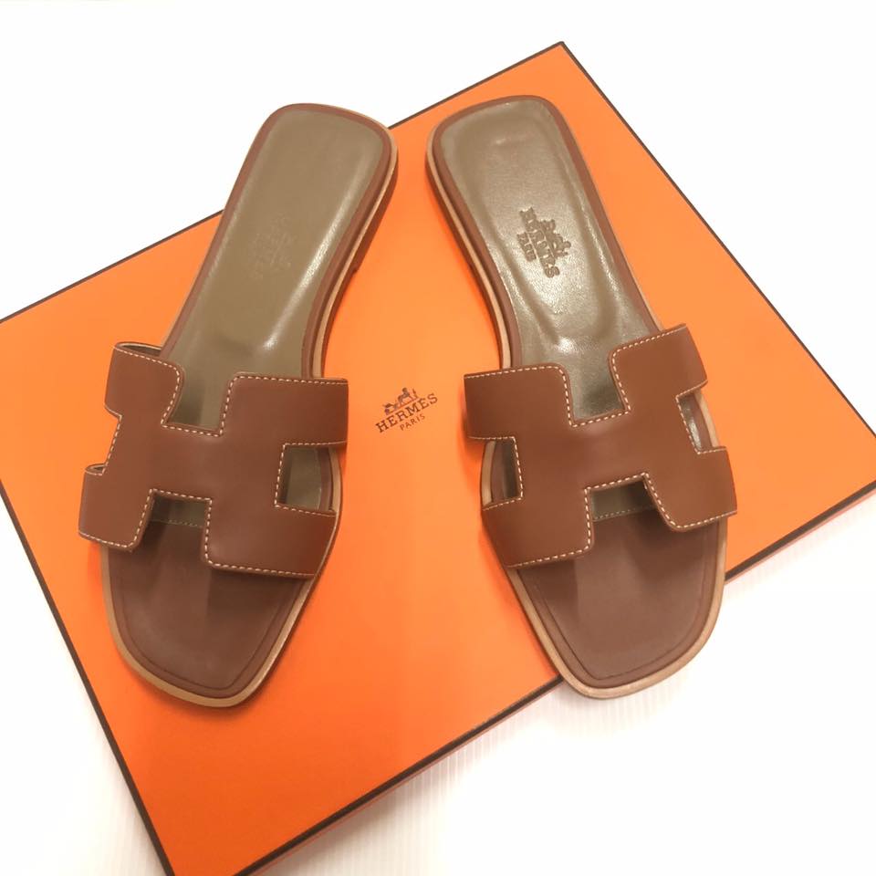Hermes Oran sandals- Gold